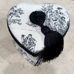 Small Heart Jewelry Box